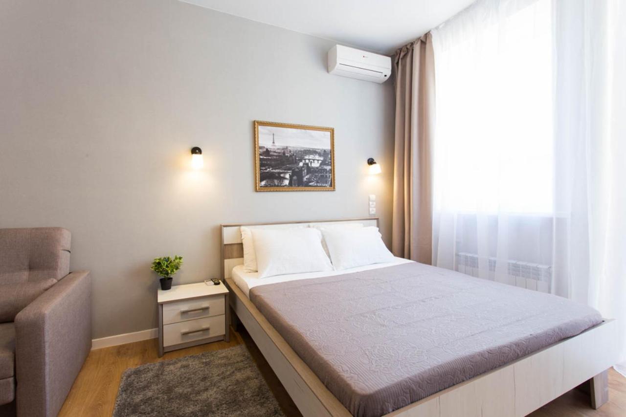 Cozy Apartment Beside Metro Yaroslava Mudroho, Universytet - Chernyshevska Str 95-6 Harkov Kültér fotó